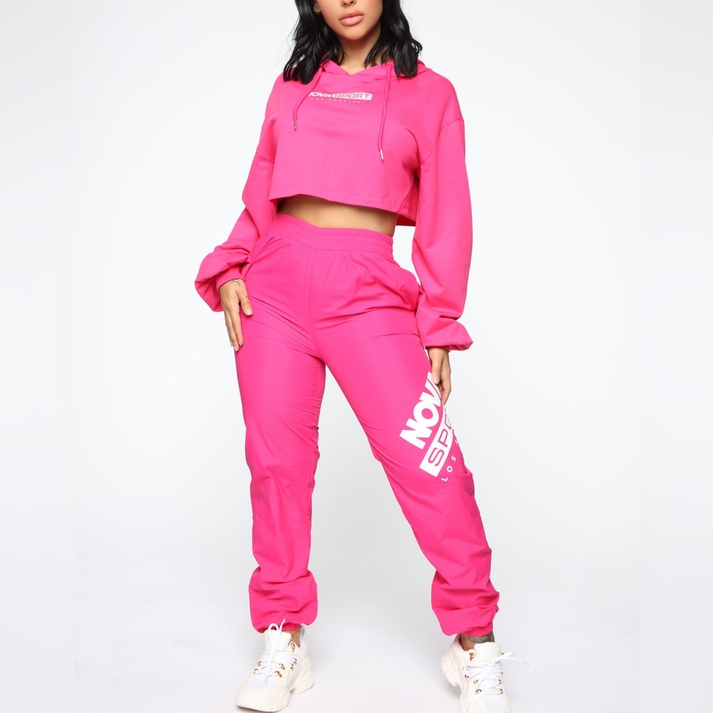 Fashion Nova  Joggers set.